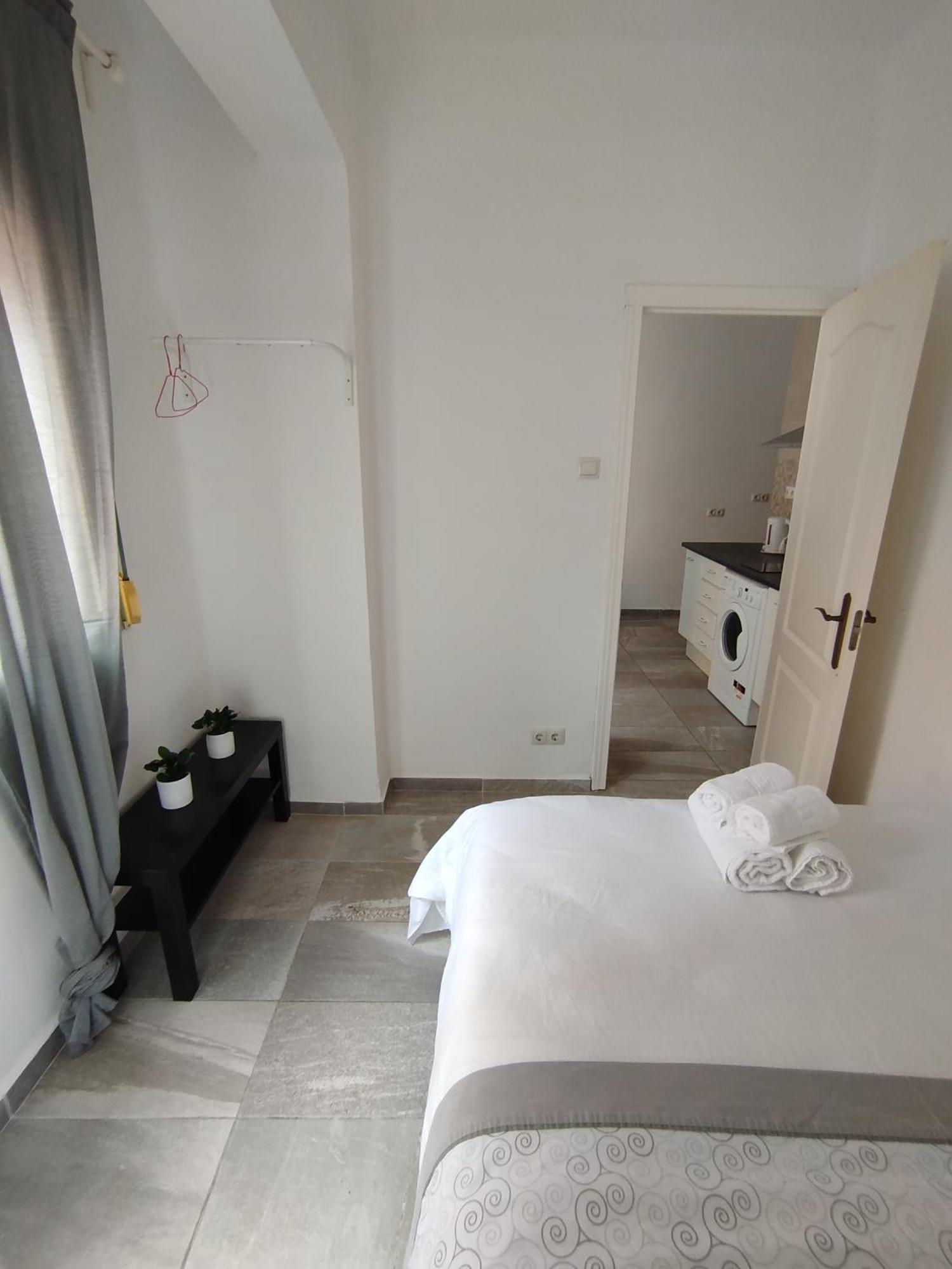 Coris Center Apartment
