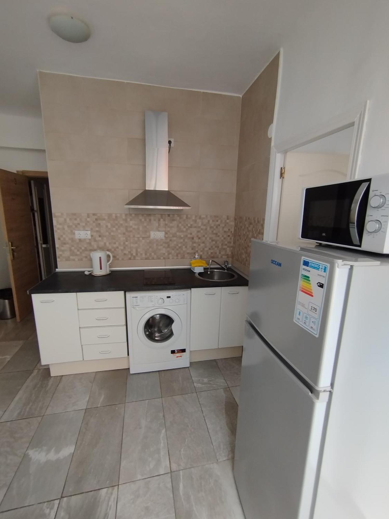 Apartment Coris Center *